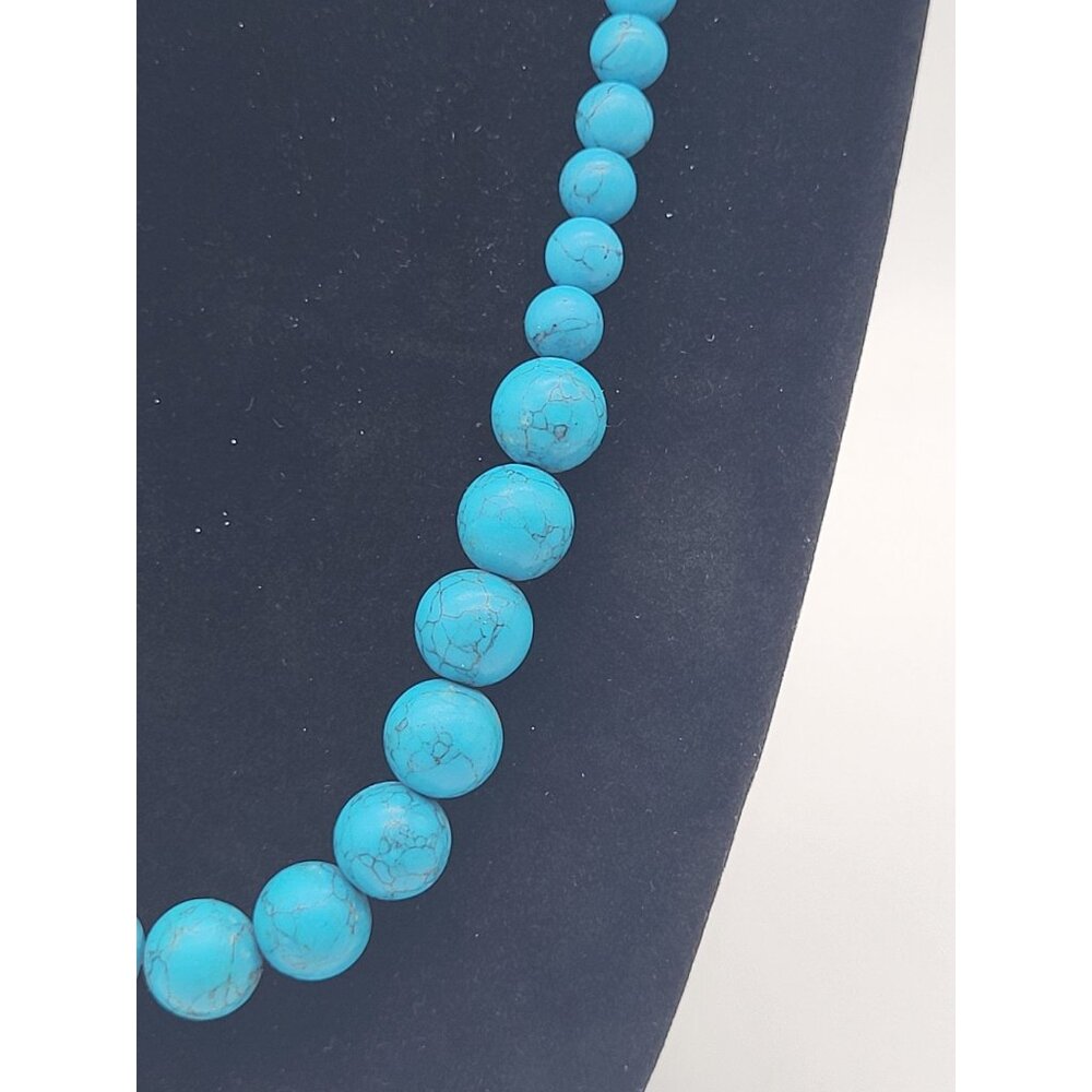 Faux Turquoise Beaded Necklace Country Southwestern - Picture 4 of 8